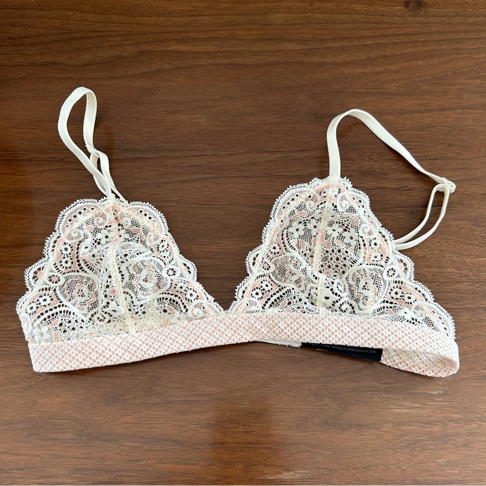Heidi Klum Intimates Lace Bralette - Cream and Pink
